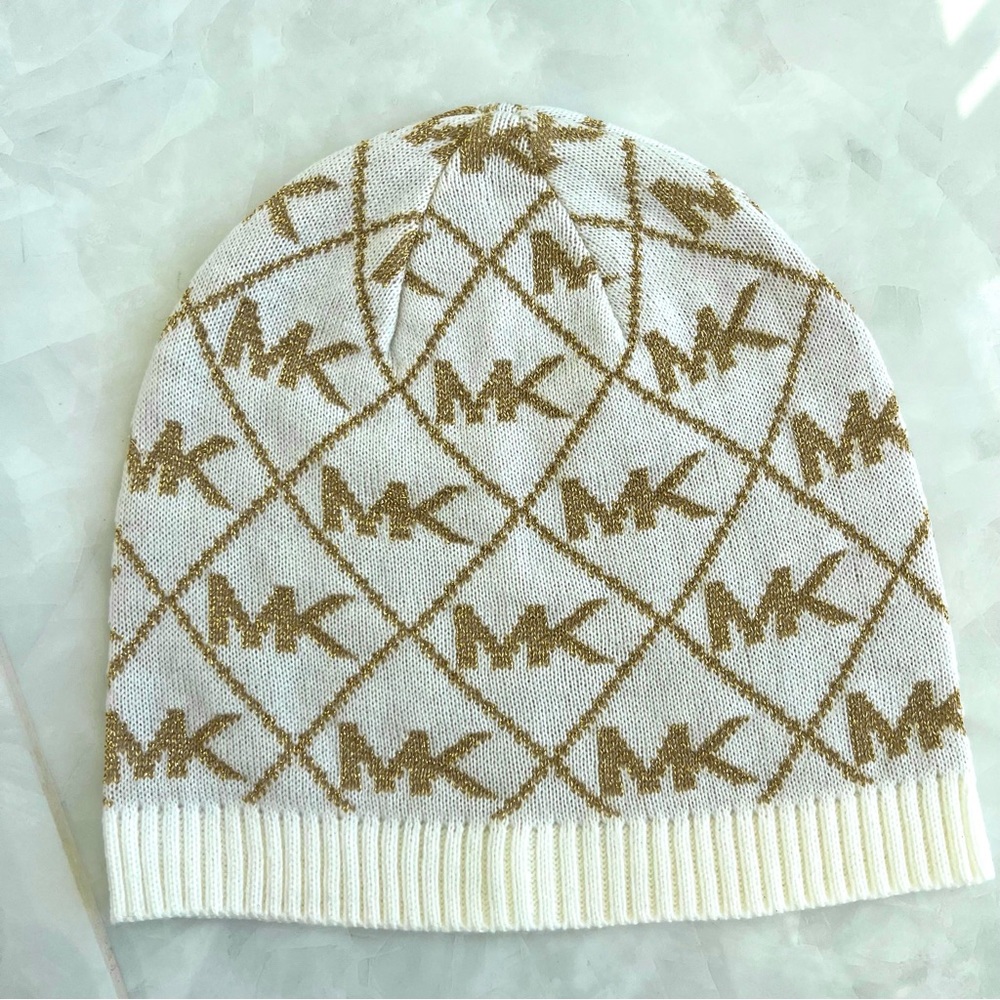 Michael Kors hat